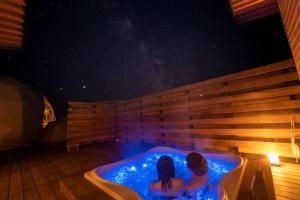 Imagine din galeria proprietății mokki STARDUST GLAMPING în Achi