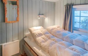 Posteľ alebo postele v izbe v ubytovaní Awesome Home In Lillehammer With Wifi