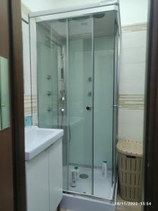 A bathroom at Certe notti