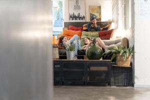 Posezení v ubytování Koba Hostel
