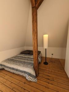 Galeriebild der Unterkunft Luxuriöses Penthouse mit Dachterrasse & Massagesessel EM-APARTMENTS DEUTSCHLAND in Bielefeld