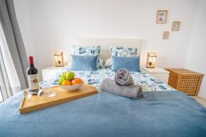 Postel nebo postele na pokoji v ubytování Ocean Vibes with sea view and private heated pool + 37 fotografií