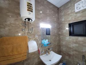 Koupelna v ubytování Galaxy Hill Resorts Murree, Residence inn GHR9320