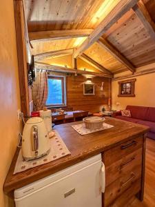 A kitchen or kitchenette at La Buca delle Fate