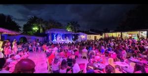 Hostia v ubytovaní Charmant mobilhome camping Les Sables d'Or 4 étoiles + 33 fotografií