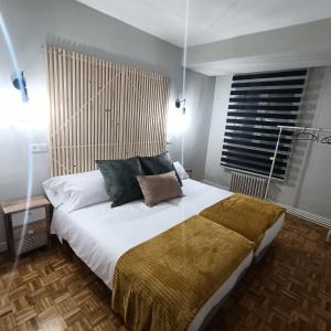Postel nebo postele na pokoji v ubytování Luxury Family Homes M