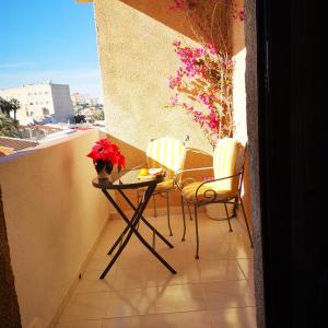 Balkón alebo terasa v ubytovaní Sunny studio La Mata beach
