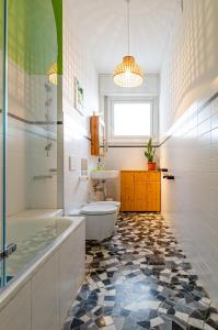 Et badeværelse på Arcus Pacis - Large Central Flat