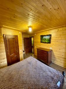 Postel nebo postele na pokoji v ubytování Goryanka family home