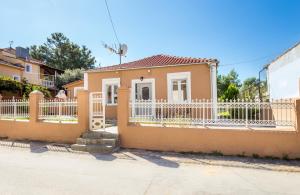 The building in which the holiday home is located