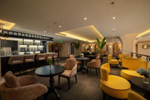 Posezení v ubytování FTE Ba Dinh Hotel
