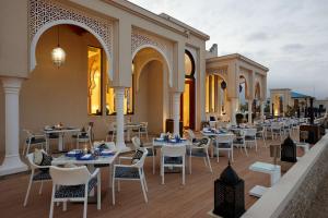 Restaurace v ubytování Banyan Tree Tamouda Bay