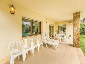 Vonkajšia záhrada v ubytovaní Holiday Home in Spain with Private Pool