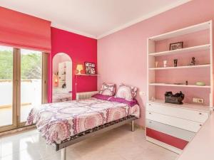 Posteľ alebo postele v izbe v ubytovaní Holiday Home in Spain with Private Pool