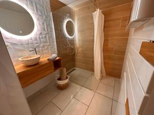 Koupelna v ubytování Appartement spacieux et lumineux à Font Romeu
