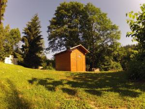 Budova, v ktorej sa dovolenkový dom nachádza