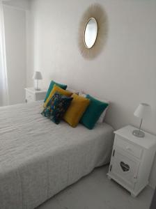 Posteľ alebo postele v izbe v ubytovaní Appartement 2 Pièces avec une grande terrasse, 3 étoiles, Wifi, Box pour véhicule et vélos