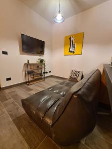 TV a/nebo společenská místnost v ubytování Yellow Uptown 70 - Fiera Milano