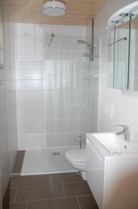 Bilik mandi di Haus am Wald