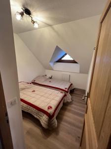 Posteľ alebo postele v izbe v ubytovaní Duplex 12p St Sorlin D'arves résidence Odalys