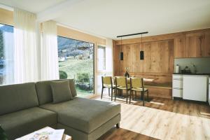 A seating area at Brandnerhof