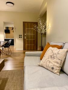 Fotografia z galérie ubytovania SIMONE LUXURY SUITE, Central Modern Apartment 82sqm with Terrace v destinácii Tripoli