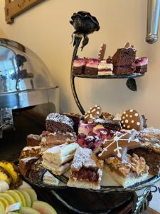 Jídlo v rezortu nebo okolí + 67 fotografií