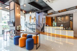 Area soggiorno di Great Diponegoro Hotel Surabaya