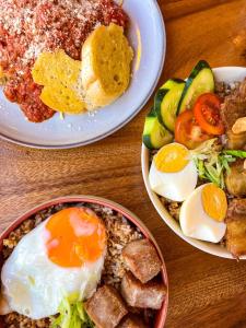 Afbeelding uit fotogalerij van Gunita Villas in Santo Tomas