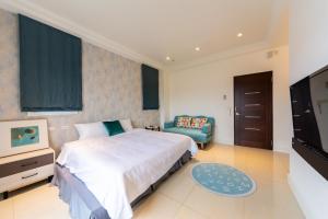 Postel nebo postele na pokoji v ubytování Romatic Venice Homestay