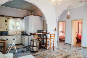 A kitchen or kitchenette at Villa Christa