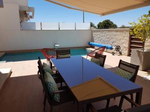 Πισίνα στο ή κοντά στο Villa de Luxe ALANAT sublime