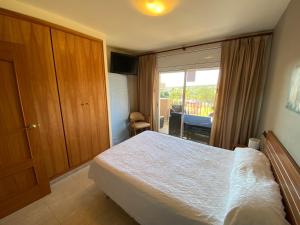 Posteľ alebo postele v izbe v ubytovaní Golden Beach 205 + 34 fotografií