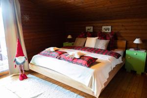 Ένα ή περισσότερα κρεβάτια σε δωμάτιο στο Knusperhäuschen +37 φωτογραφίες