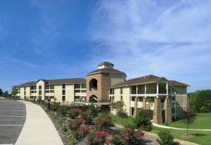 Foto da galeria de Lodge of Four Seasons Golf Resort, Marina & Spa em Lake Ozark