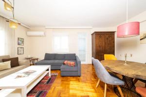 Fotografie z fotogalerie ubytování Cozy Flat with Central Location in Muratpasa v destinaci Antalya