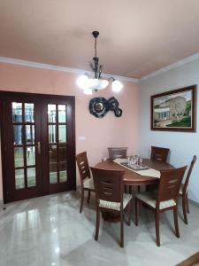 Zdjęcie z galerii obiektu Apartamento La Real w mieście Caldas de Reis