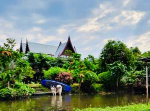 ภาพในคลังภาพของ MrT Riverside Sampran มิสเตอร์ที โฮมสเตย์-ชมนาด ในสามพราน