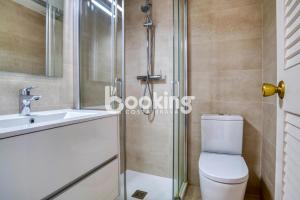 A bathroom at Les brises 2 Apartament per 4 persones amb vistes a la badia de S'Agaró