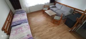 Posedenie v ubytovaní Privat L&L