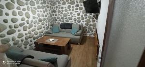 Posedenie v ubytovaní Privat L&L