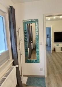 Μια τηλεόραση ή/και κέντρο ψυχαγωγίας στο Häuschen im Garten in der Mülheimer Altstadt