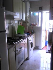 Zdjęcie z galerii obiektu HAB room 1 WIFI Vista Alegre w Madrycie