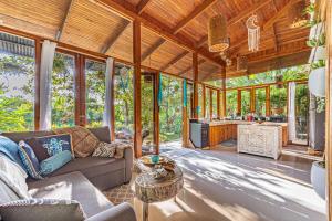 Ruang duduk di Villas Wanderlust