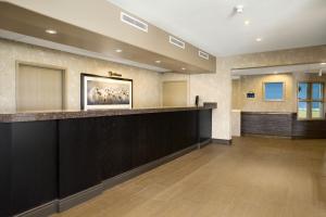 Vstupní hala nebo recepce v ubytování Days Inn & Suites by Wyndham Brandon