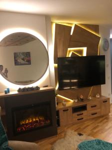 TV a/nebo společenská místnost v ubytování Setaliste