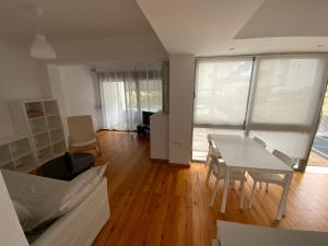 Kuchyň nebo kuchyňský kout v ubytování F.R. House