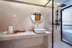 Koupelna v ubytování Sky Garden Inn