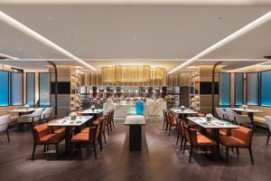 上海大华长风华邑酒店餐厅或其他用餐的地方