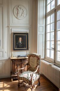 Posezení v ubytování L'Hotel de Panette, Un exceptionnel château en coeur de ville